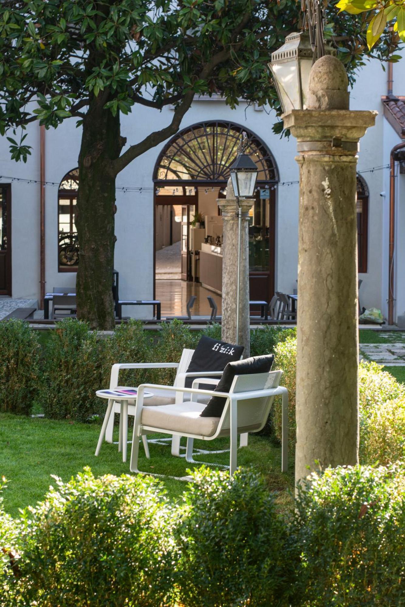 مبيت وإفطار باسّانو ديل غرابّا Bassano Club House المظهر الخارجي الصورة